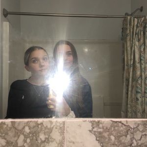 Meet your Posher, Ava